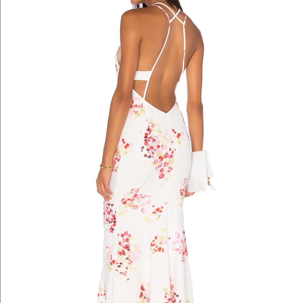 JARLO ISMAY GOWN